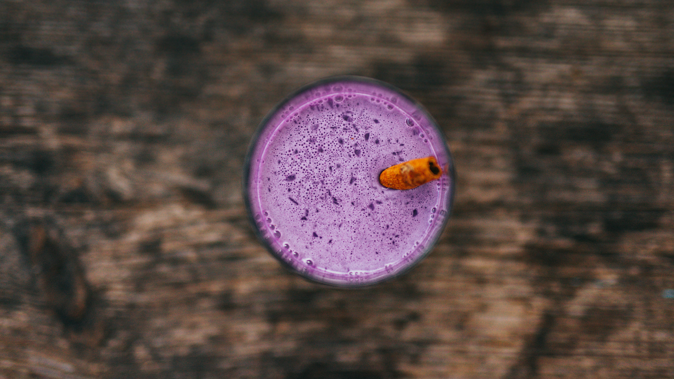 Springtime Bee Pollen Smoothie