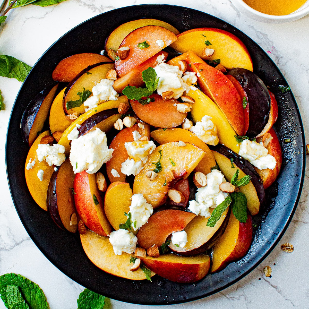 3 Refreshing Ways to Use Raw Honey This Summer