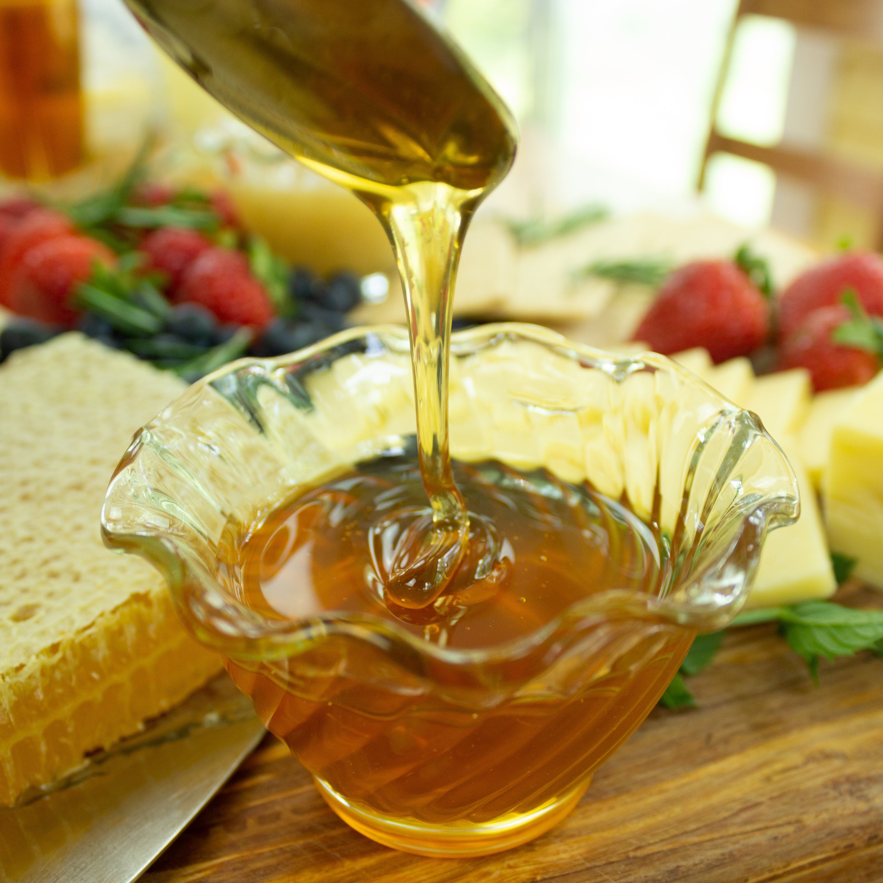 Liquid Honey - 2.25 Lb Jar