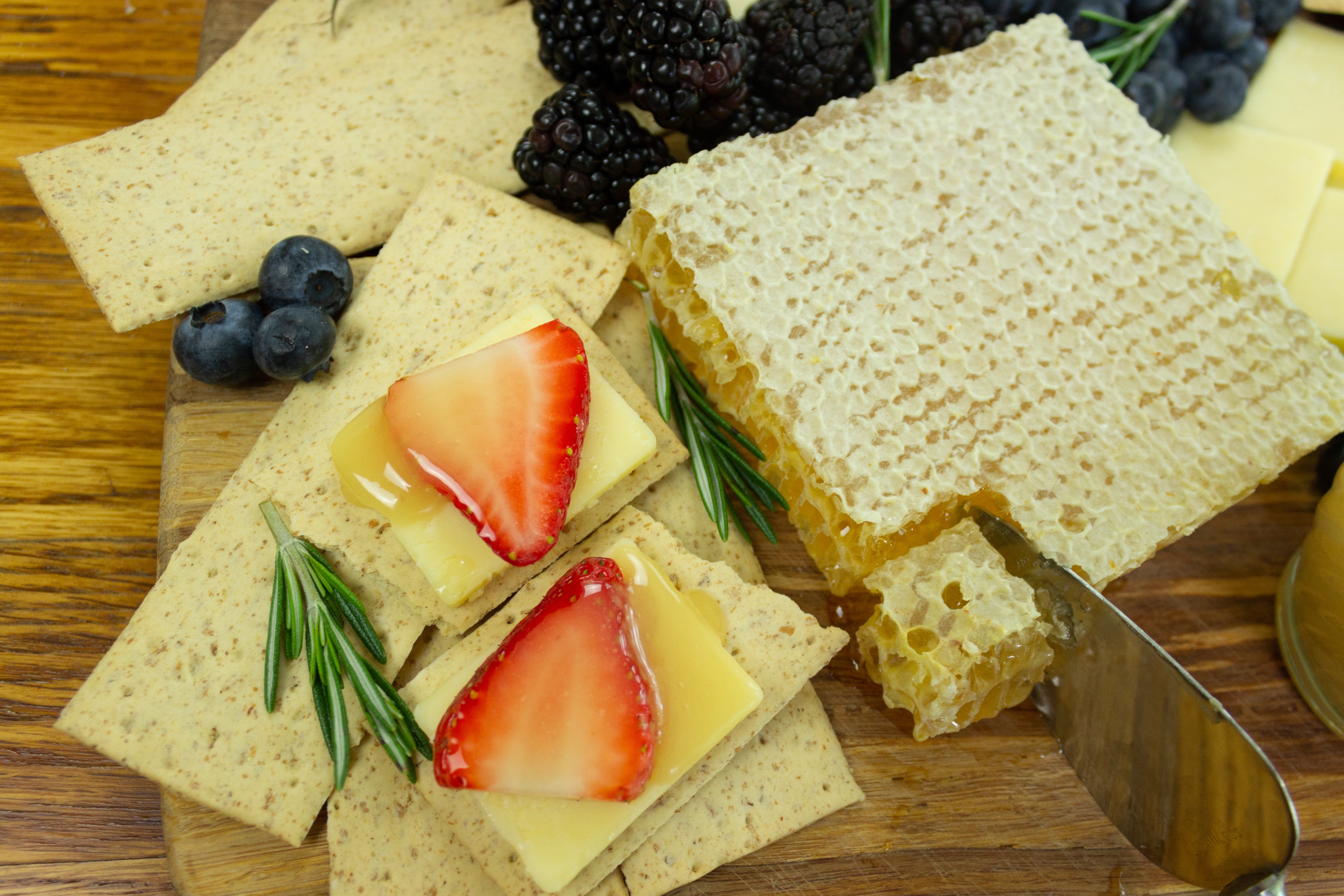 Hickory & Maple Smoked Vermont Cheese - 8 oz - Sugarbush Farm
