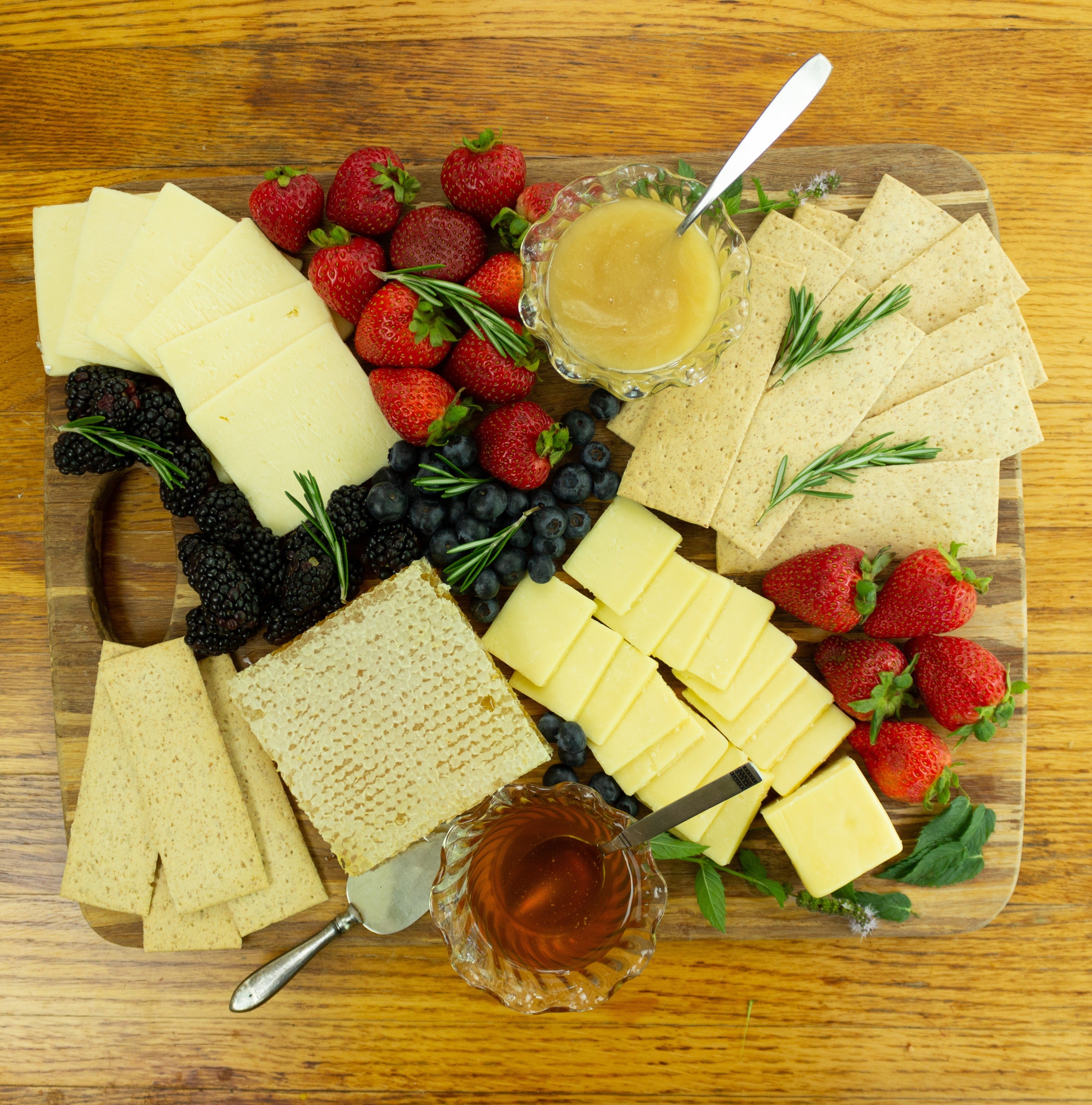 Cheese and Honey Sampler Gift Pack - Honey and Vermont Cheese