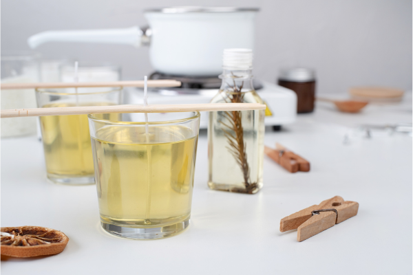 10 Creative Ways to Reuse Your Empty Honey Jars