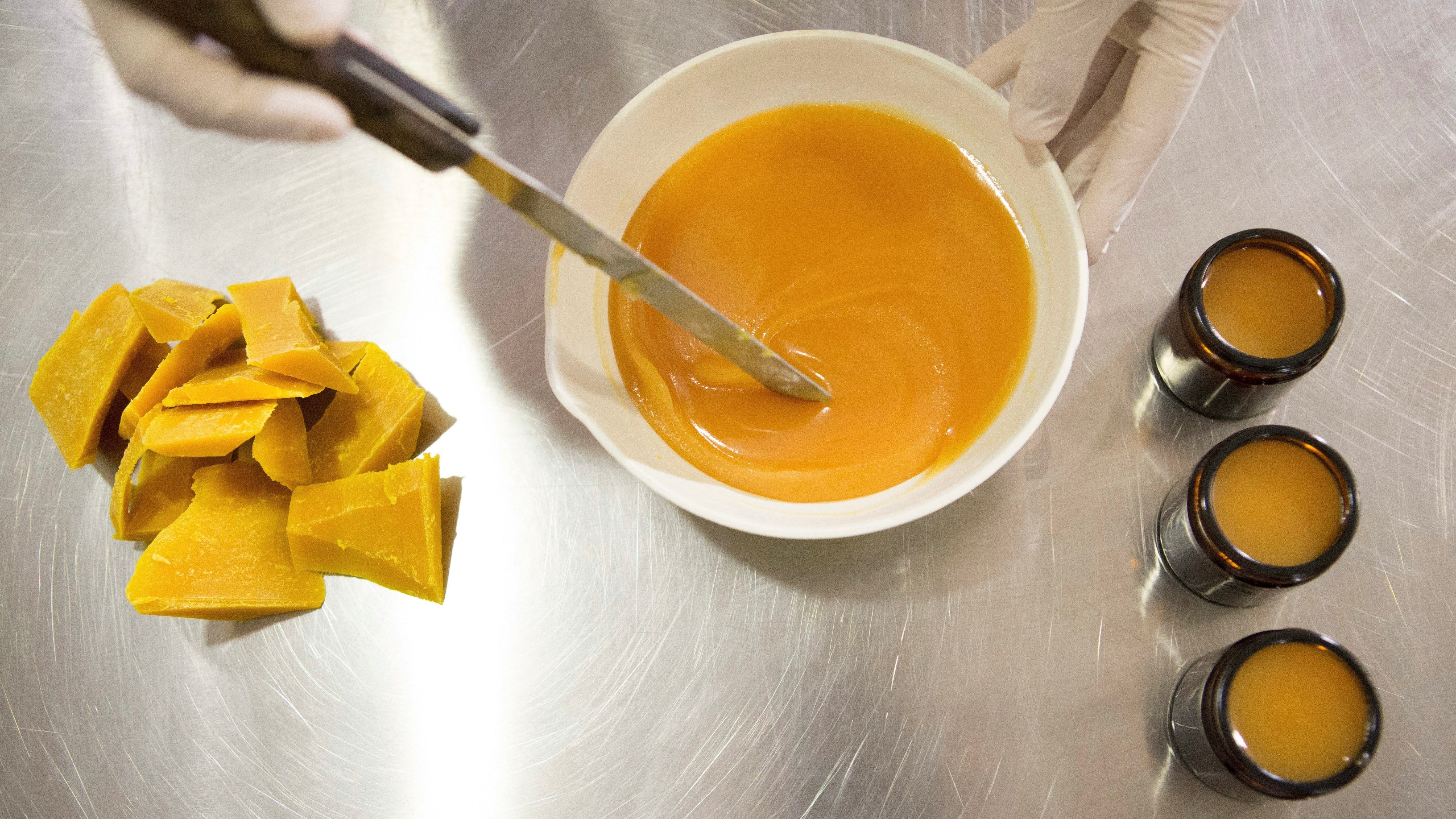 10 Ways to Use Beeswax