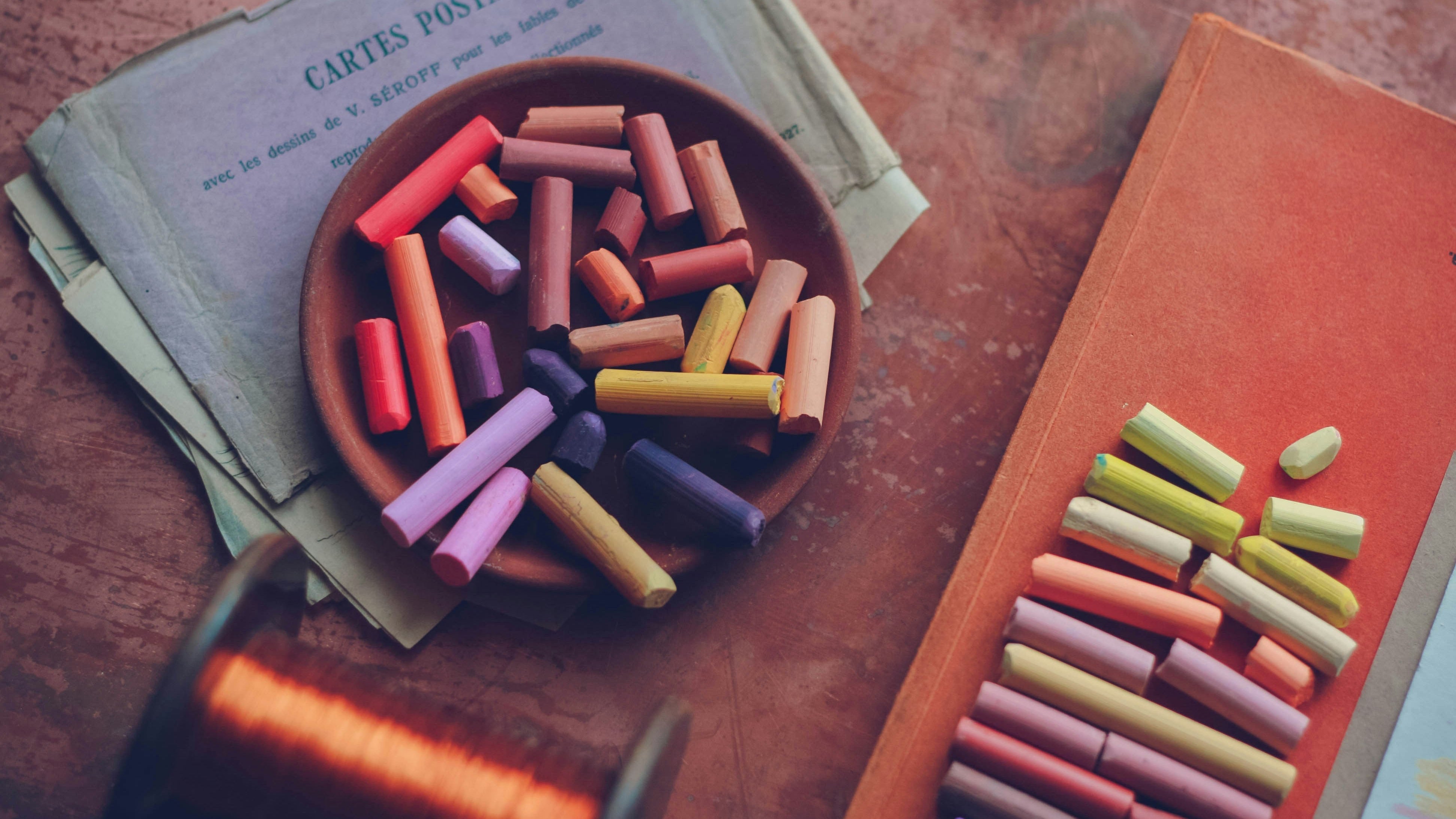 DIY Beeswax Crayons