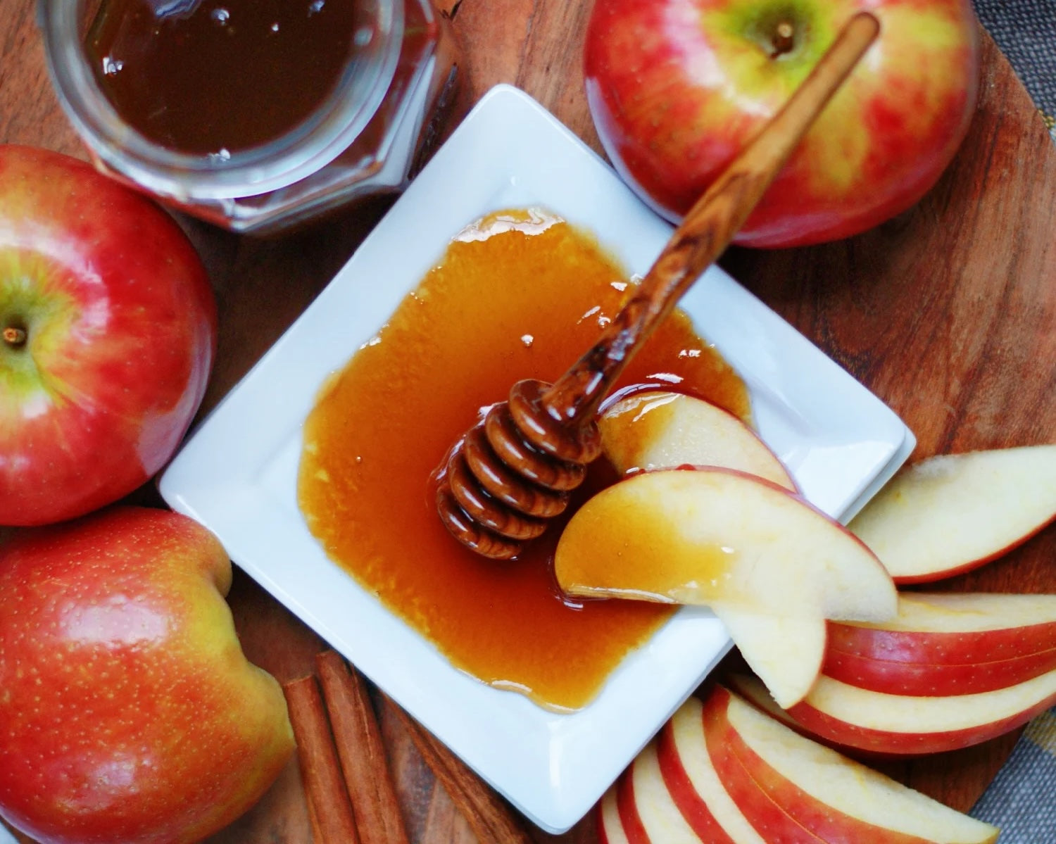 Spiced Honey Apple Cider
