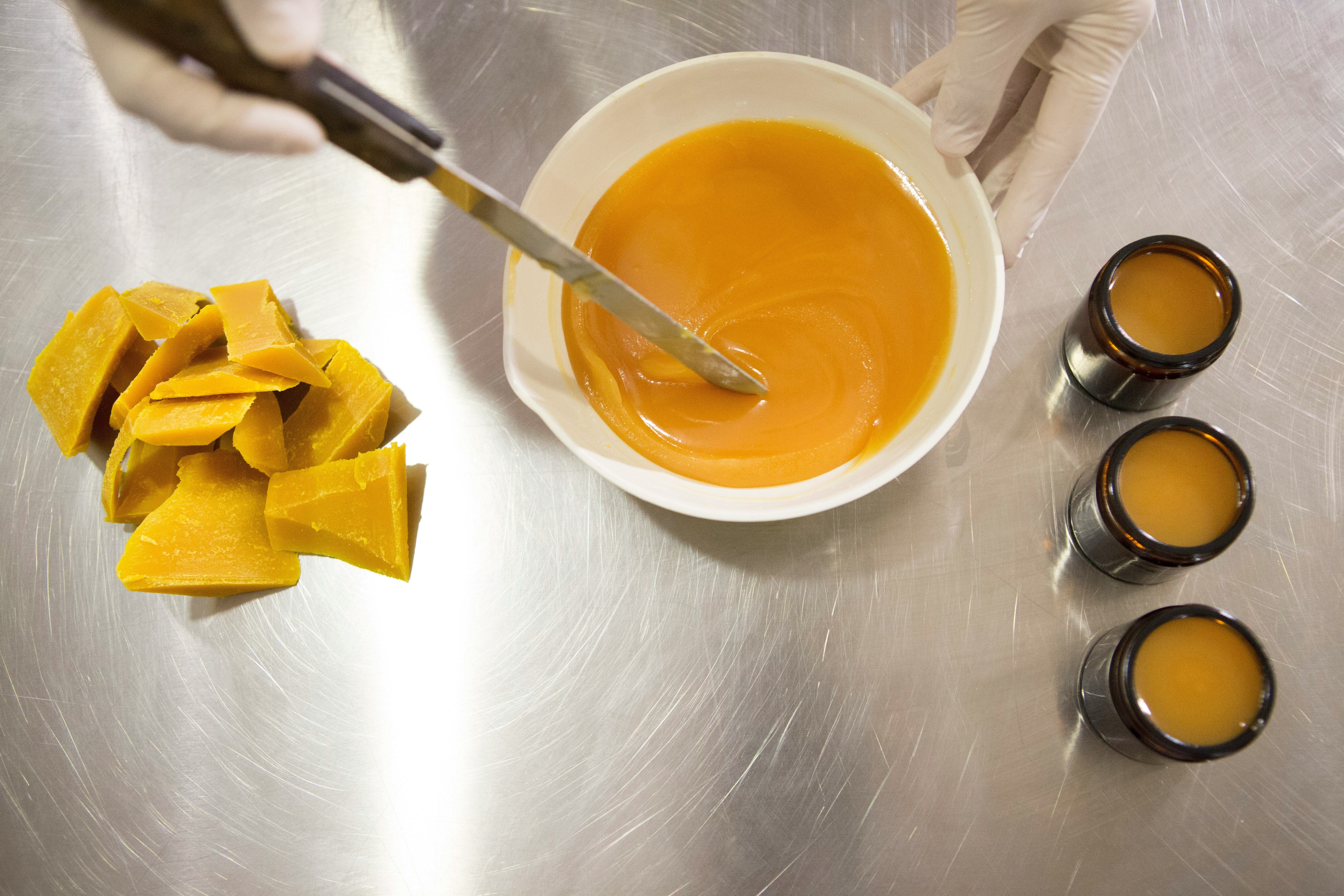 10 Ways to Use Beeswax