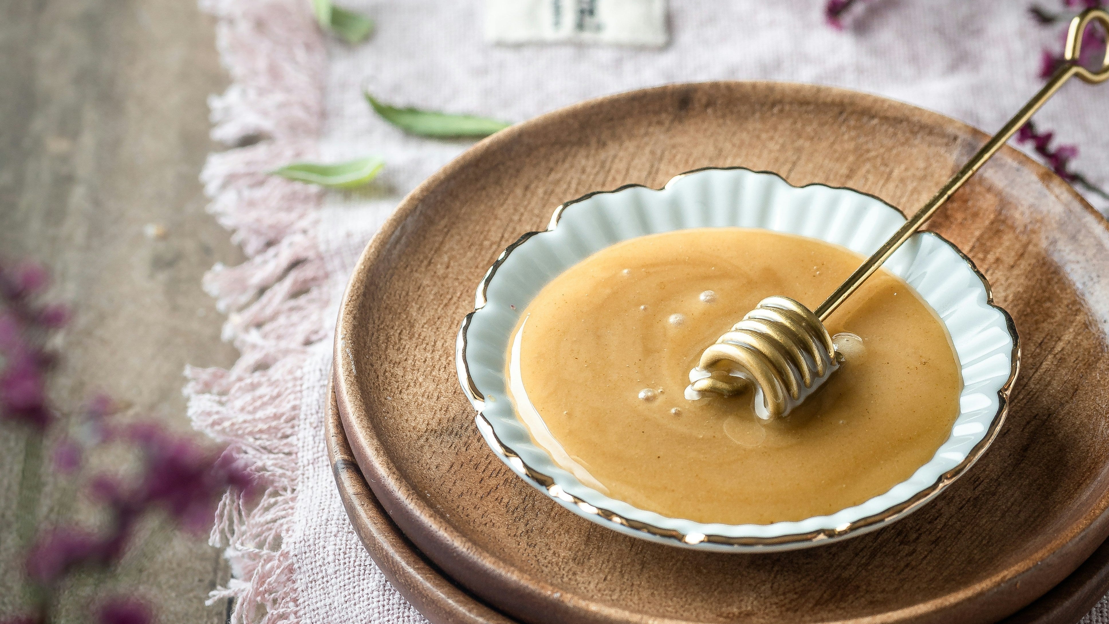 What is Creamed Honey?